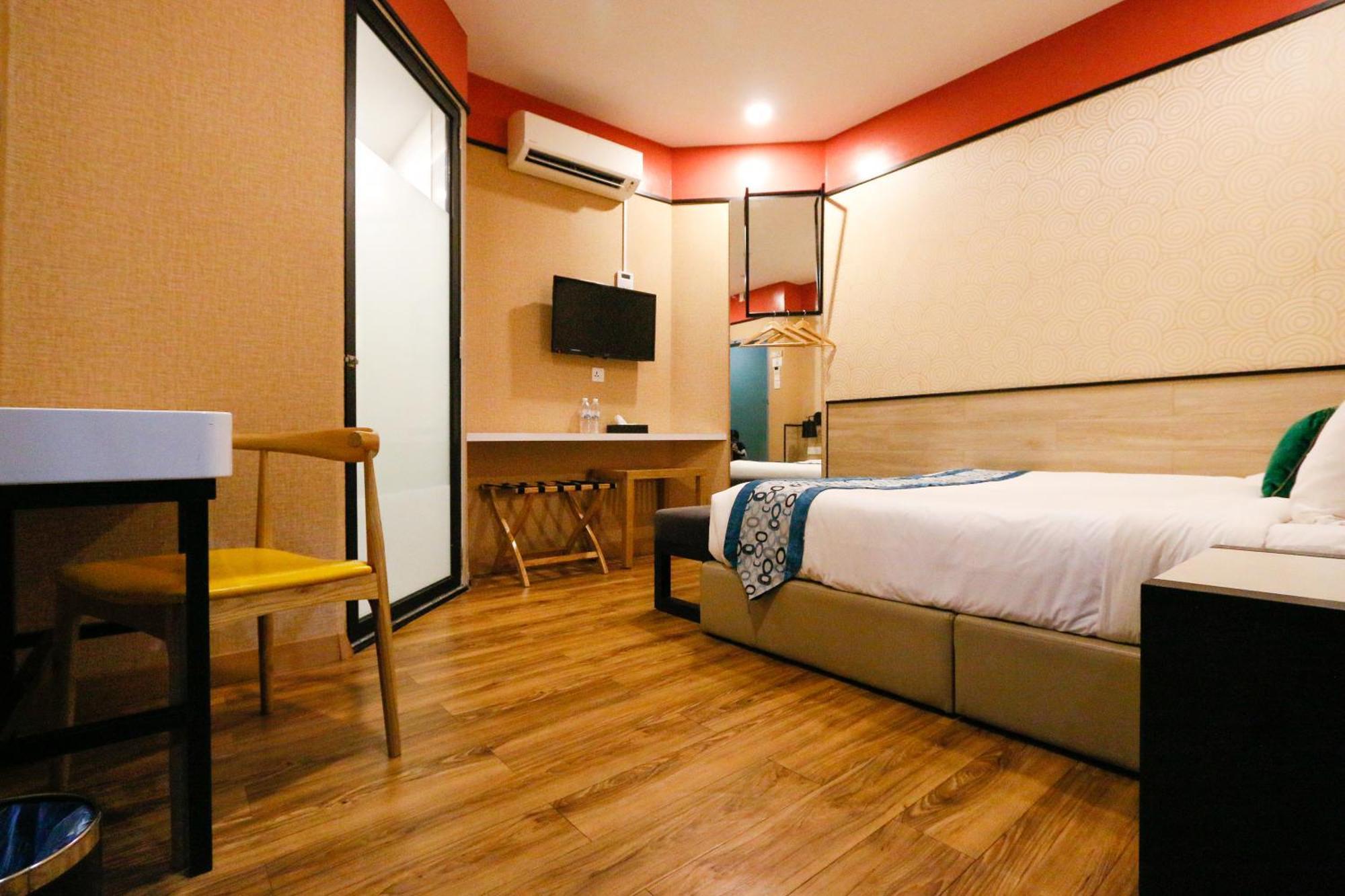 Golden Roof Hotel, Seri Iskandar Zewnętrze zdjęcie
